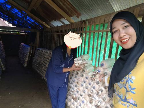 พช.ละงู ขับเคลื่อนการบริหารจัดการหนี้กองทุนพัฒนาบทบาทสตรี